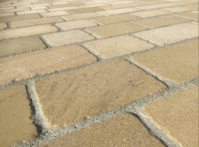 Sandstone sett driveway in West Lancashire